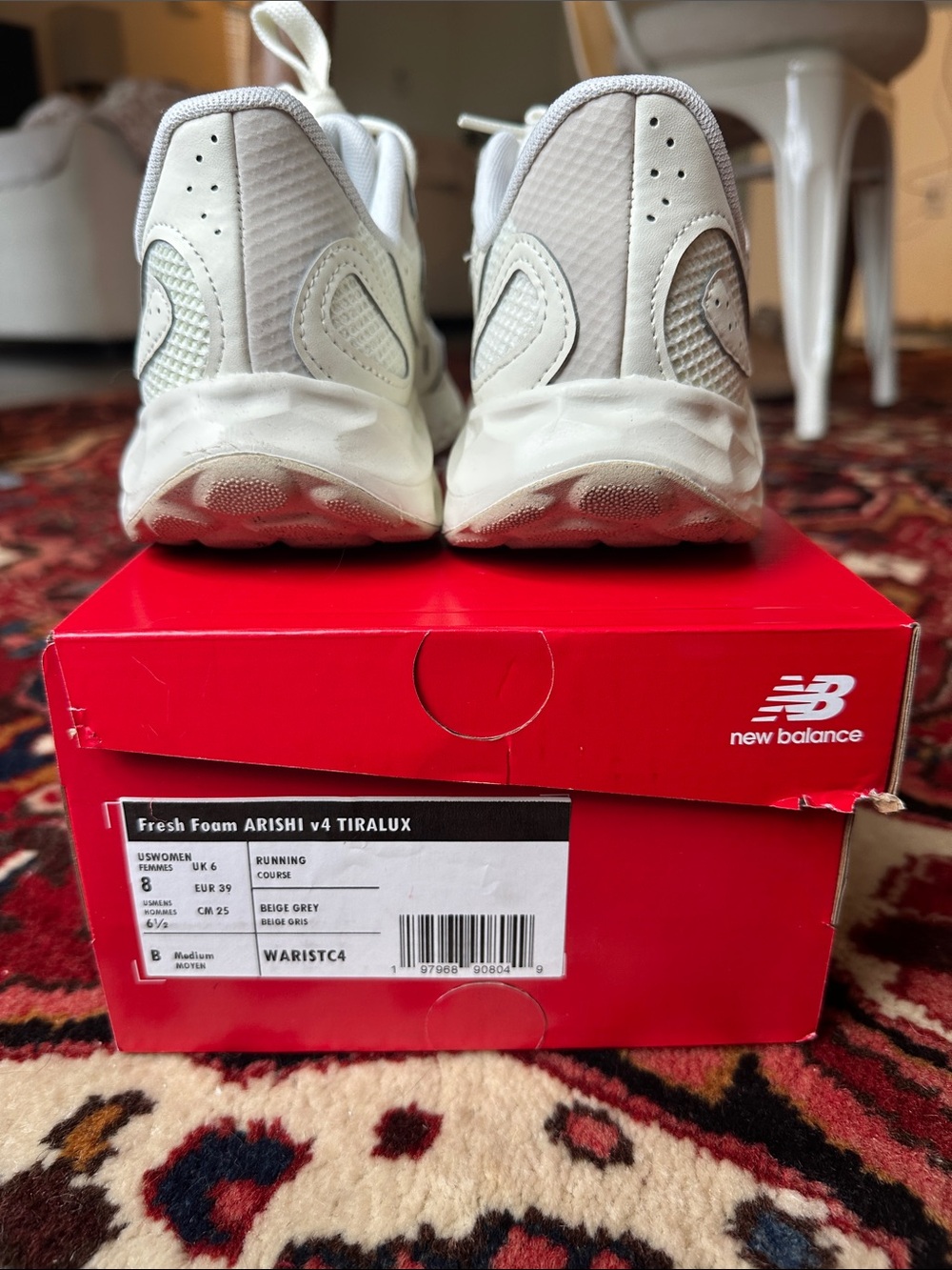 New Balance Women's Fresh Foam ARISHI v4 TIRALUX. size 8 beige grey - Picture 5 of 9